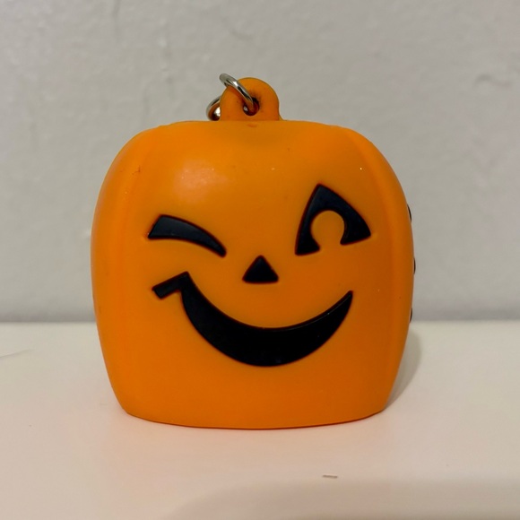 Bath & Body Works Winking Pumpkin Jack-O-Lantern Halloween Pocketbac Holder - Picture 2 of 3
